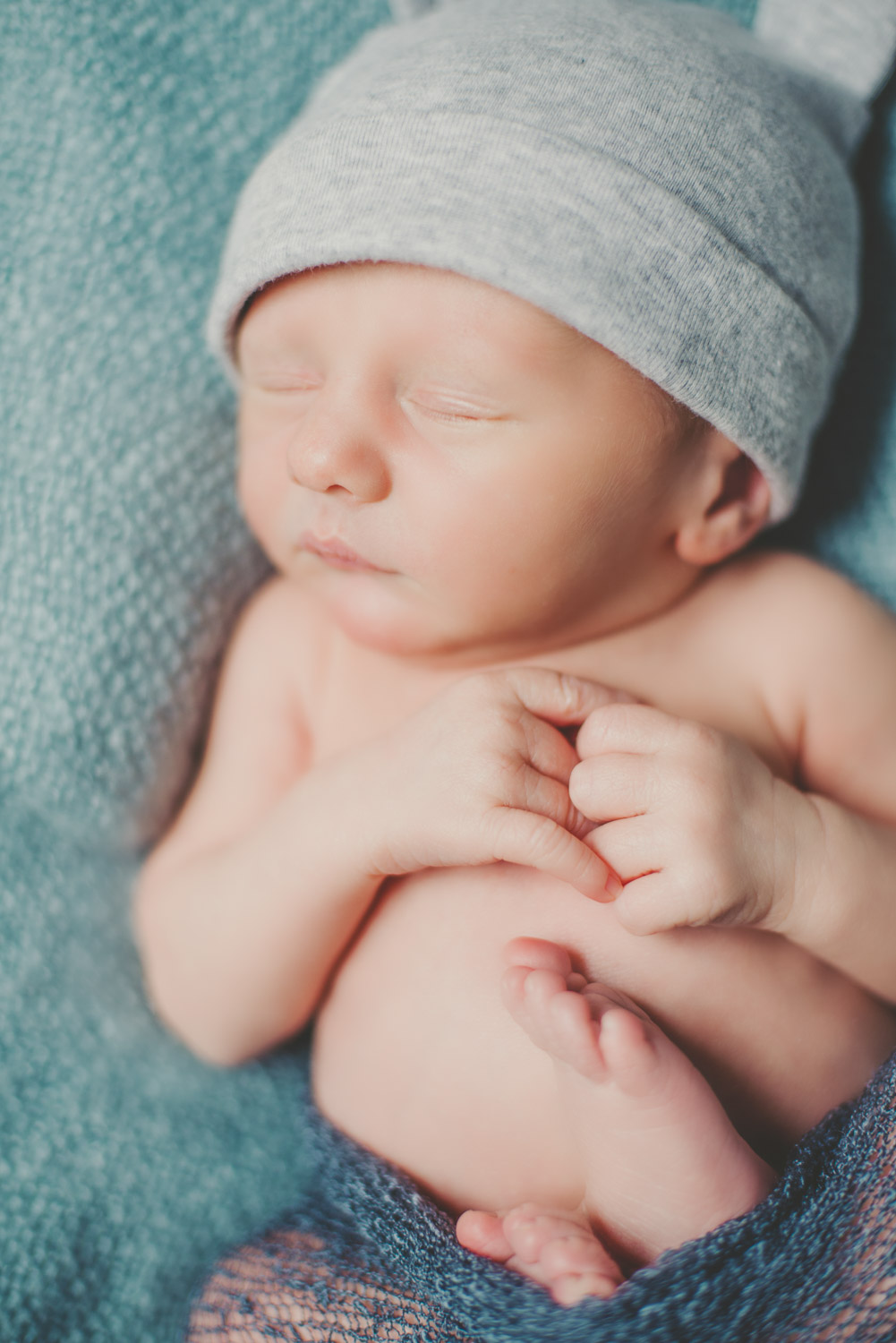 Loudoun County Newborn Photographer-4
